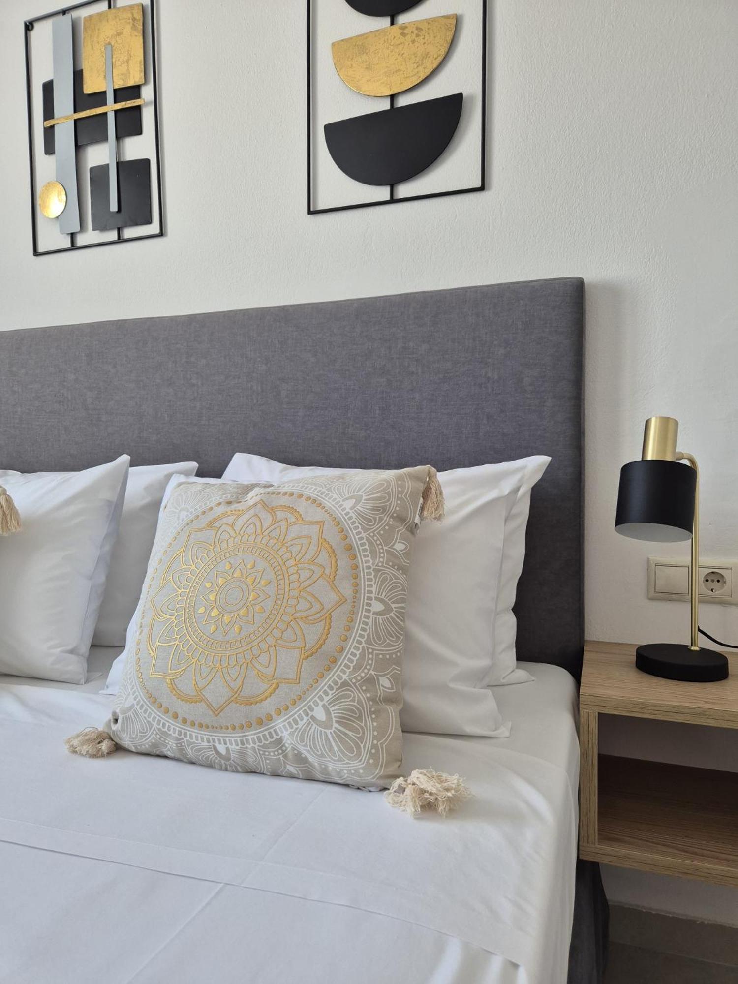 Soho Blue City Hotel Khersónisos Eksteriør bilde